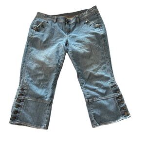 Blue Star women's size 31 capri jeans
